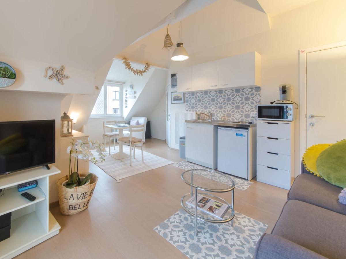 Studio Beach House By Interhome De Haan Eksteriør bilde